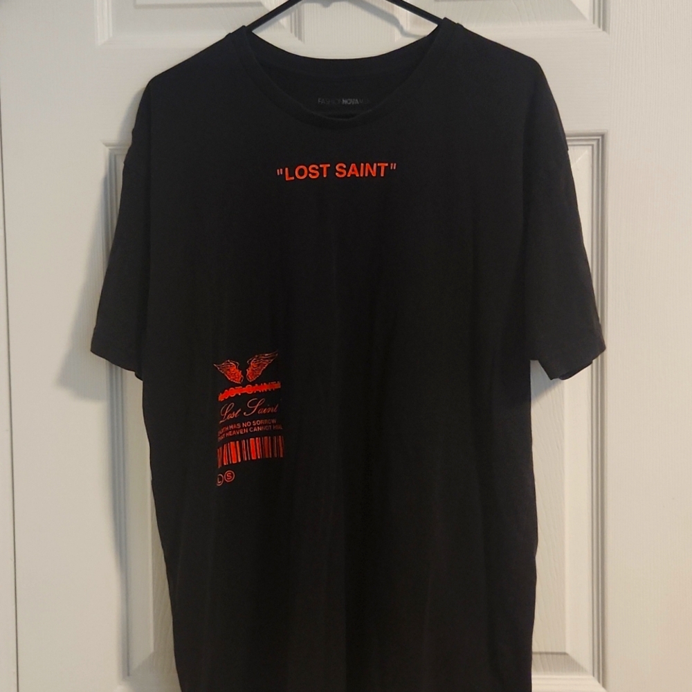 Fashion Nova t-shirt